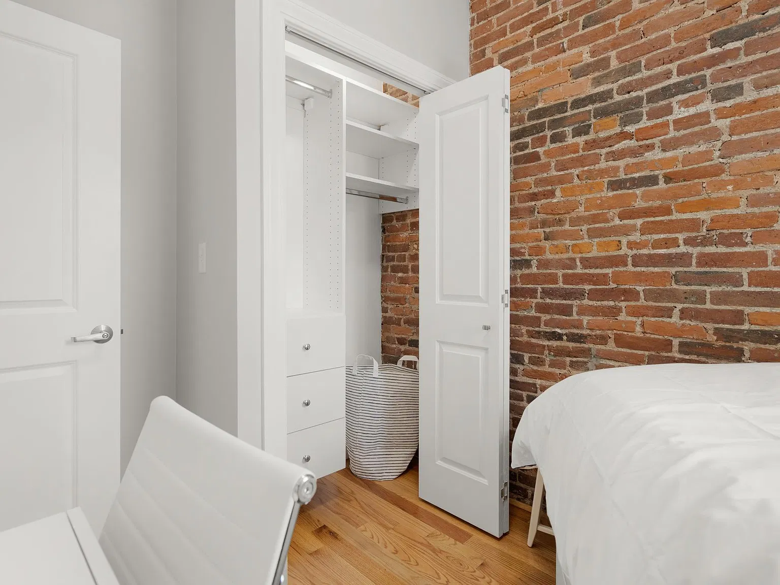 1 bed, $1,600 — Photo 3