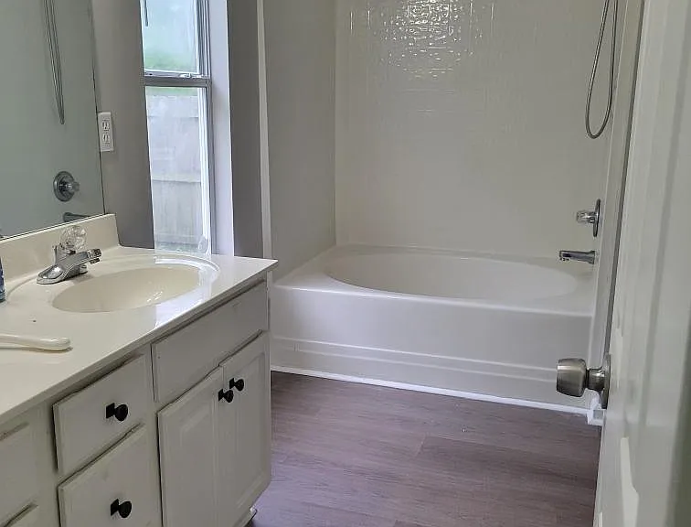 5402 Cottage Ln — Photo 18