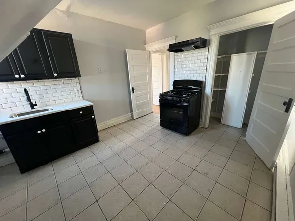 870 S 14th St, Newark, NJ