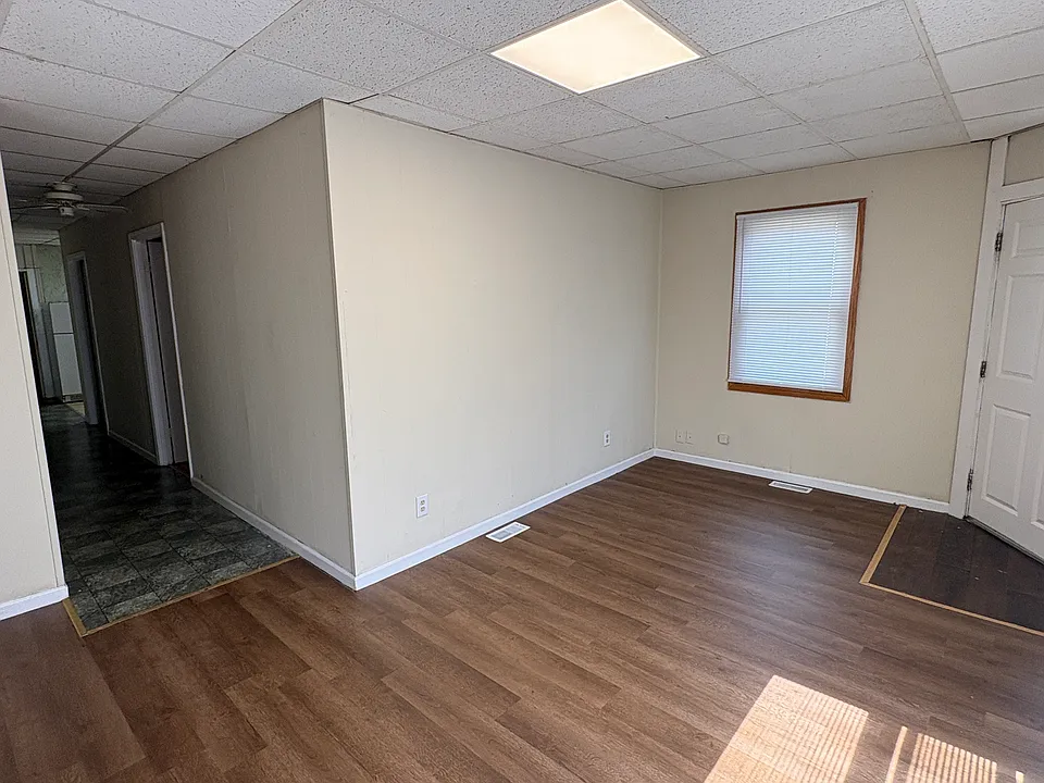 2202 W McCarty St #1