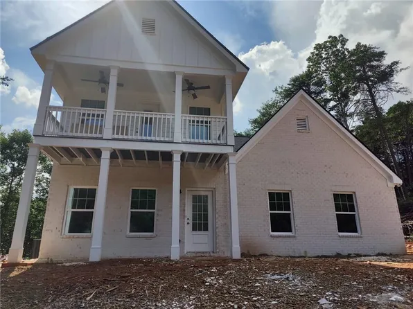 2223 Huntingdons Ct, Gainesville, GA 30506