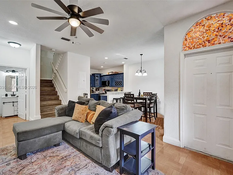 1315 N Santa Catalina Cir #1315 — Photo 16