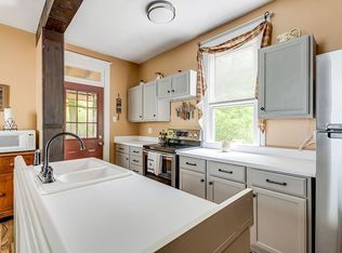 560 6th St, Beaver, PA 15009