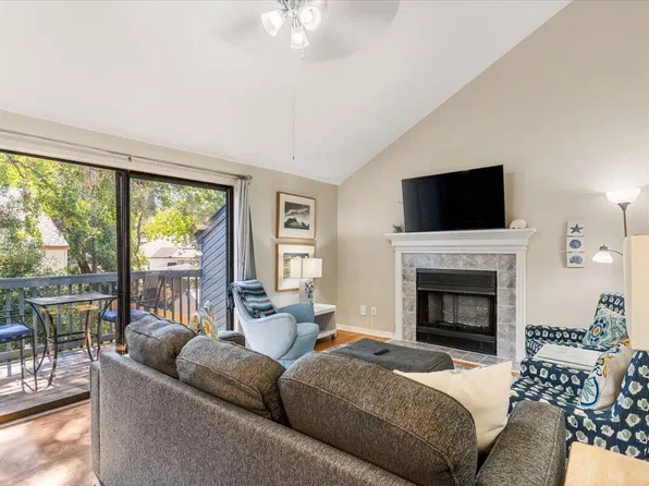 124 Elm Ave SE APT 3G, Fort Walton Beach, FL 32548
