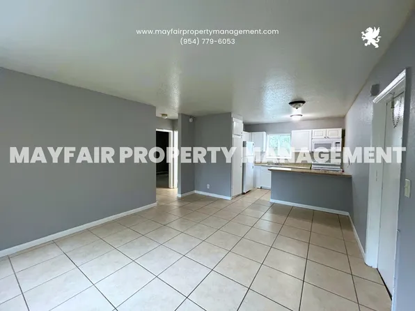 3741 SW 1st St #1, Fort Lauderdale, FL 33312