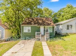 5760 College Ave, Kansas City, MO 64130