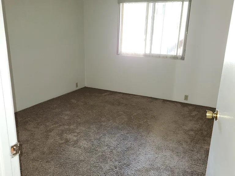 6394 Rancho Mission Rd — Photo 13