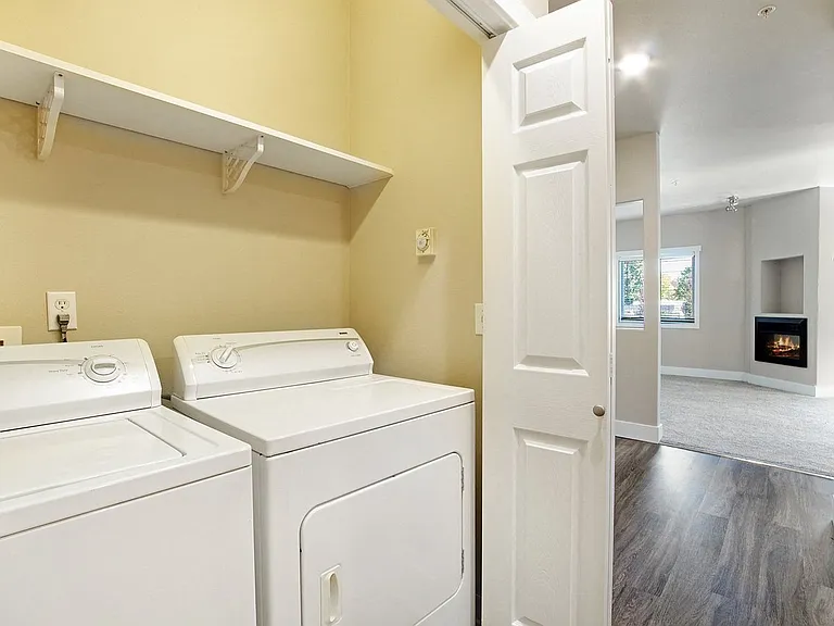 Hearthstone Apartments