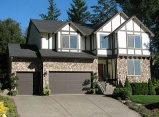 10192 SE Champagne Ln, Happy Valley, OR 97086