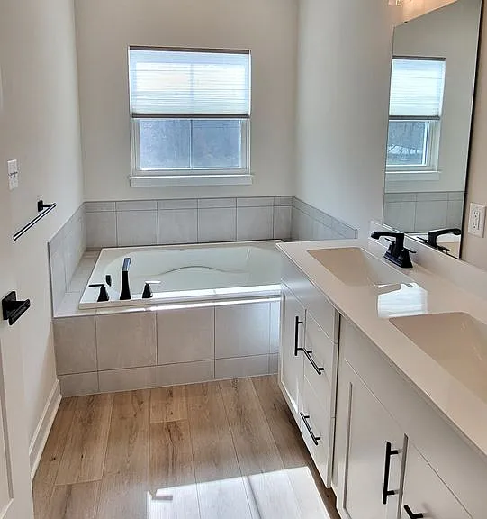 6700 Sycamore Way — Photo 3
