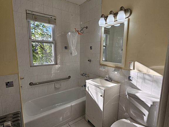 3rd image of 28 11th Ave #2