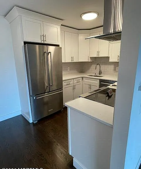 330 Shore Dr #32 — Photo 3