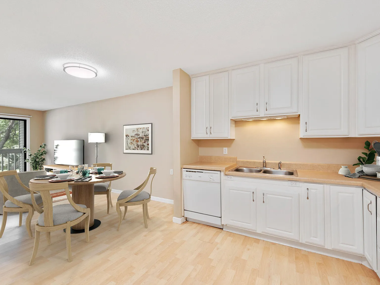 Victoria Place Apartments — Photo 3