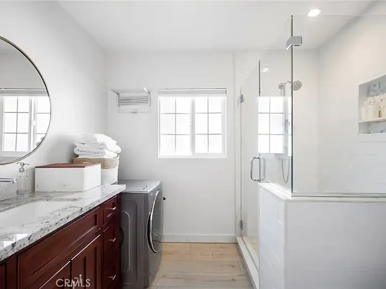 1550 W Palais Rd #B — Photo 6