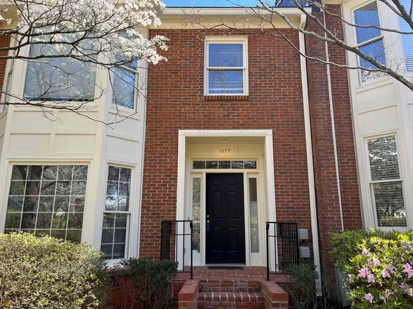 1077 High Point Dr NE, Atlanta, GA 30306