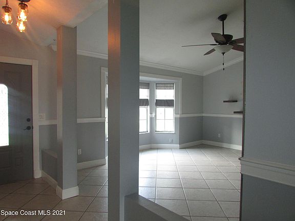 3rd image of 1574 Hardwicke St NW
