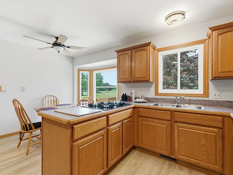 5700 W M 36 — Photo 25