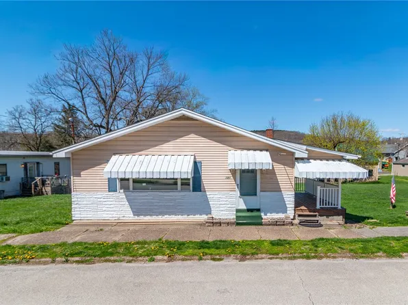 323 Indiana Ave, Avonmore, PA 15618