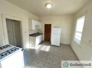 32 Irma St APT 3, Dorchester Center, MA 02124