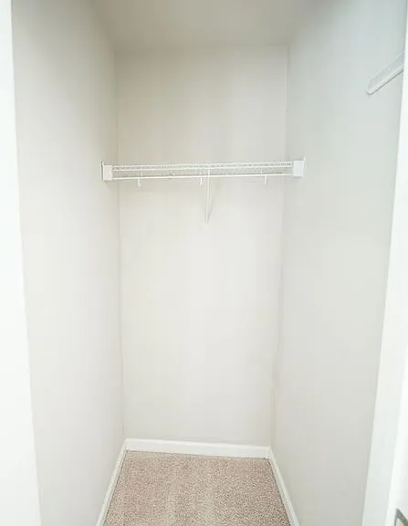 215 Shelton St — Photo 24