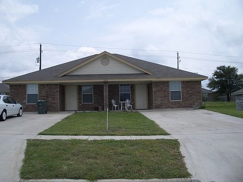 1st image of 3510 Littleleaf Dr #A
