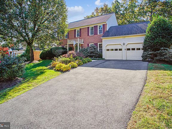 2nd image of 15185 Stillfield Pl