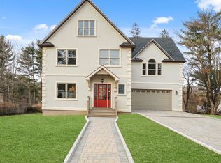 50 Woodlands Ave, White Plains, NY 10607