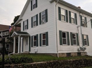 18 Whitcomb St APT 1, Webster, MA 01570