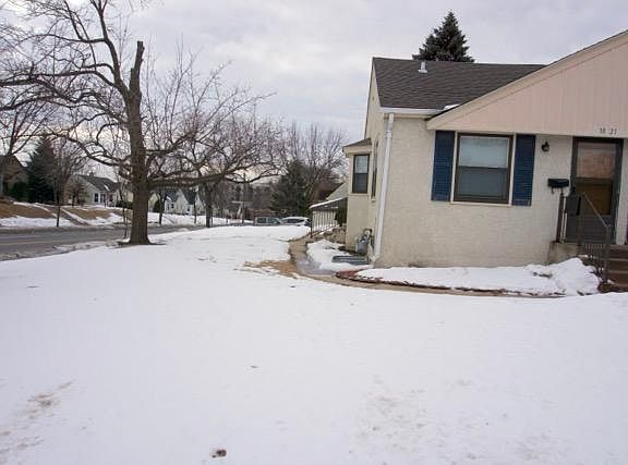 3rd image of 1819-1821 46th St E