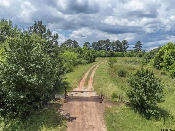 Dancinger Rd, Longview, TX 75603