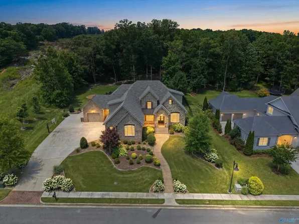 22 Legacy Oaks Pl SE, Gurley, AL 35748