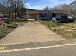 2741 Fran Mar Dr, Gainesville, GA 30506