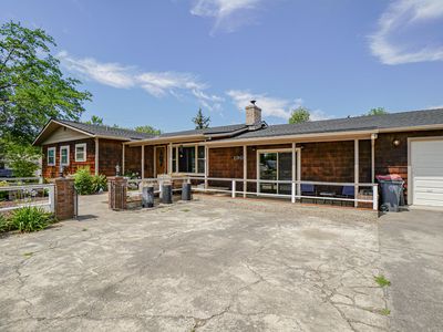 1903 Brookhurst St, Medford, OR, 97504
