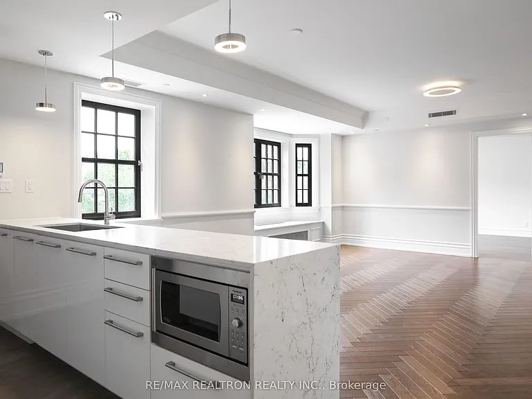 2 Clarendon Ave #206 — Photo 5