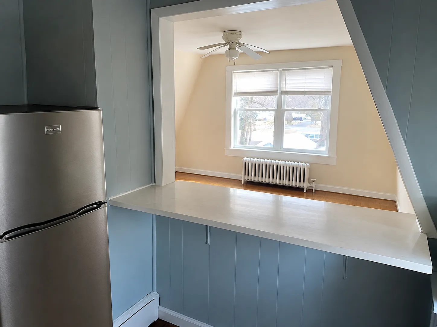 1 bed, 550 sqft, $2,100 — Photo 4