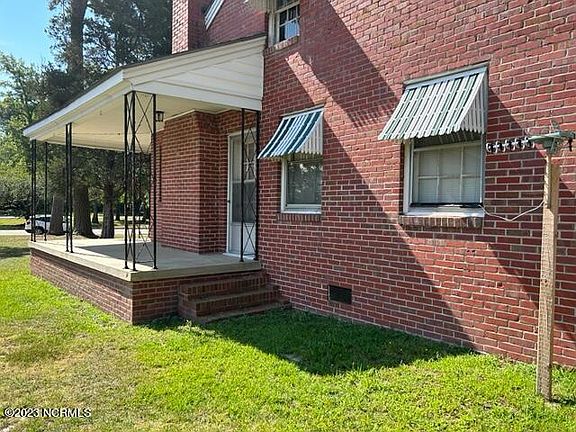 3rd image of 104 Patterson Drive