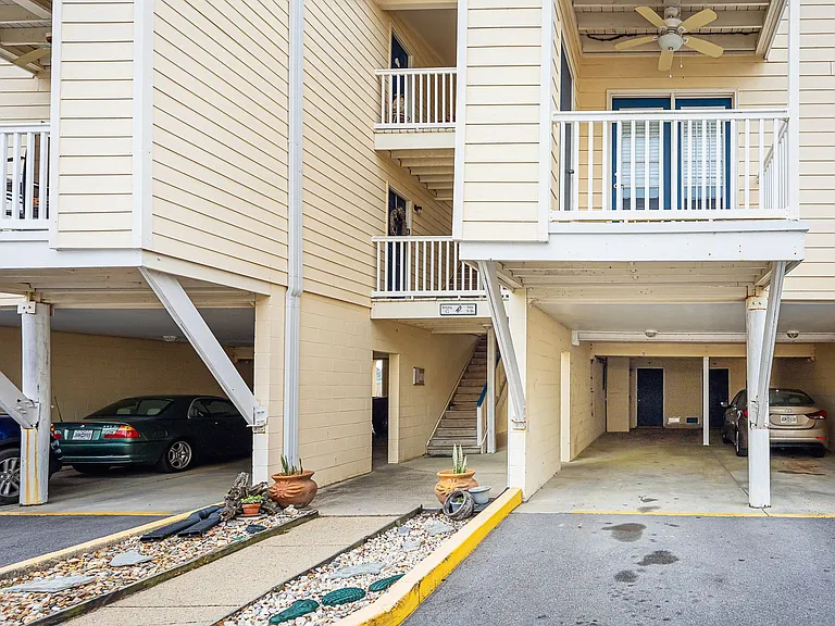 2421 Beachview Dr #G-13 — Photo 22