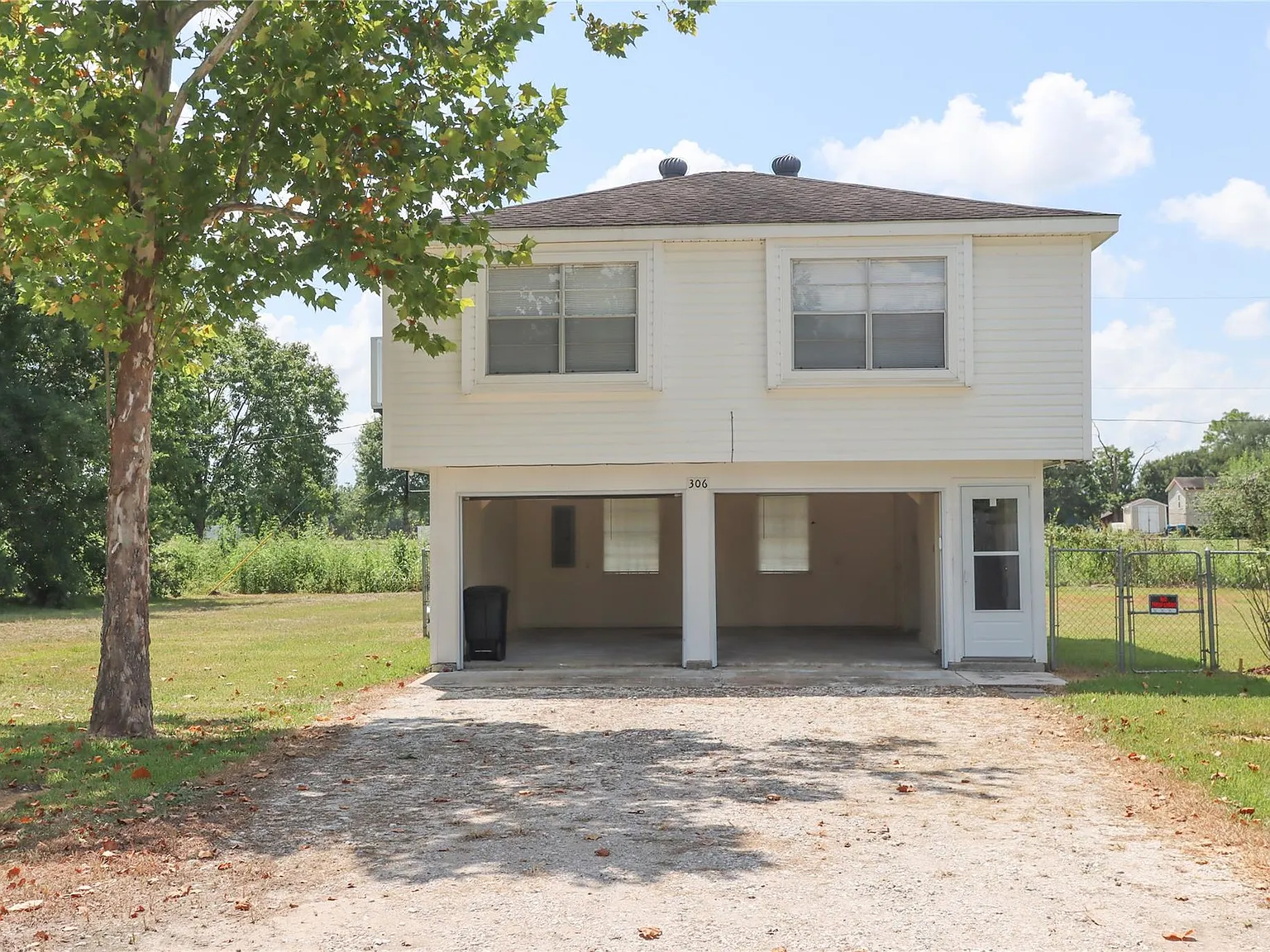 1 bed, 1.0 bath, 600 sqft, $1,100 — Photo 2