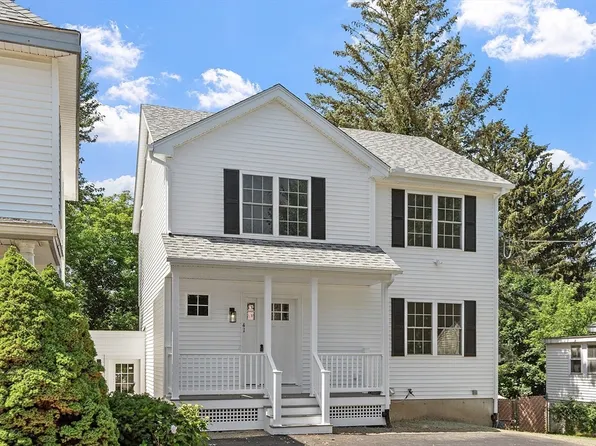 41 14th Ave #41, Haverhill, MA 01830