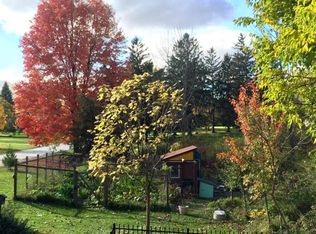 6929 Brettin Dr, Independence, OH 44131