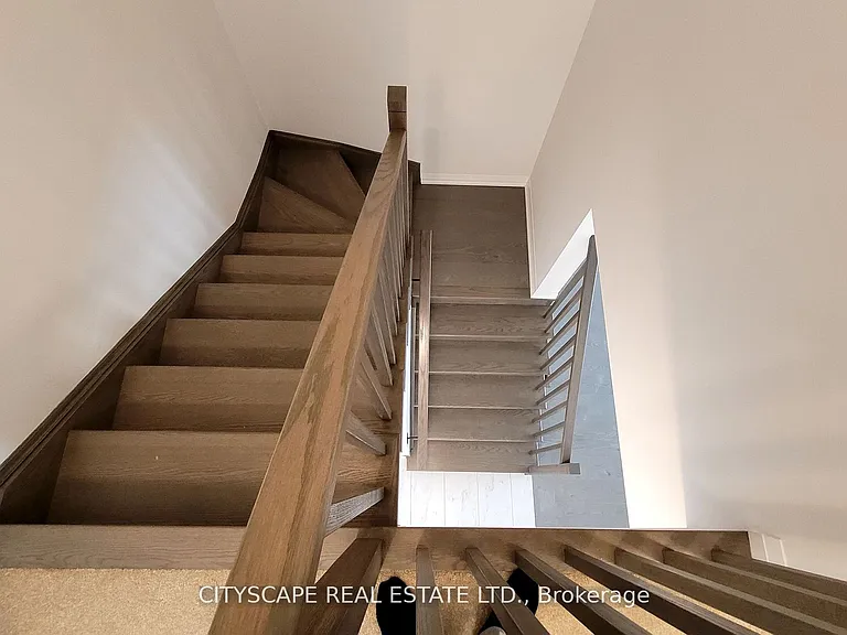 206 Rosanne Cir — Photo 24