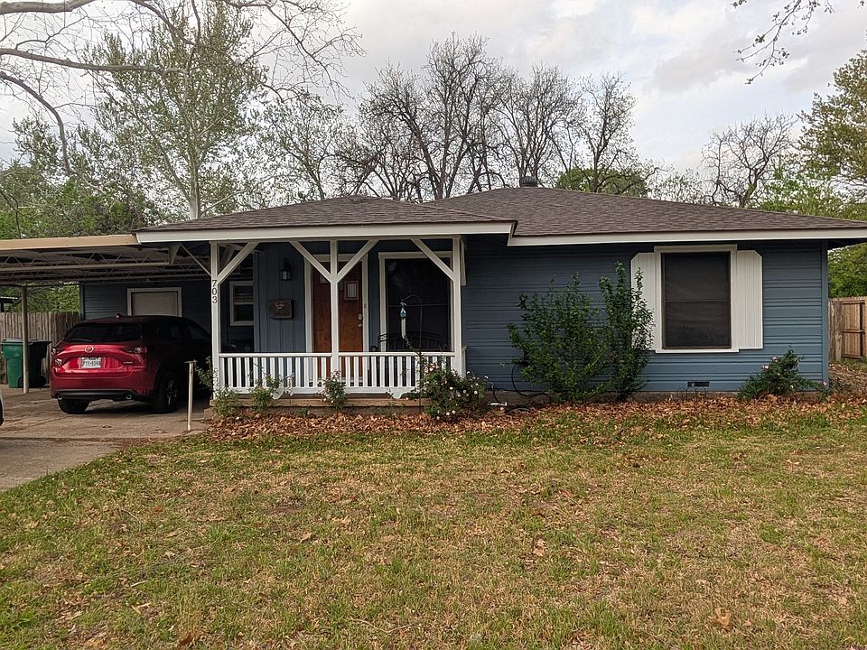 1st image of 703 Meadow Dr