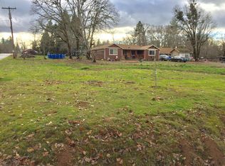 3135 Camp Joy Rd, Grants Pass, OR 97526