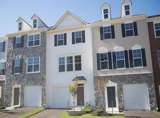 7806 Five Oaks Ct, Glen Burnie, MD 21061