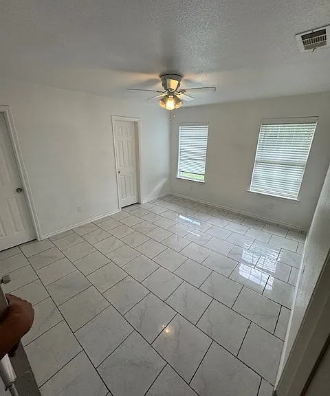 110 Lydia St — Photo 4