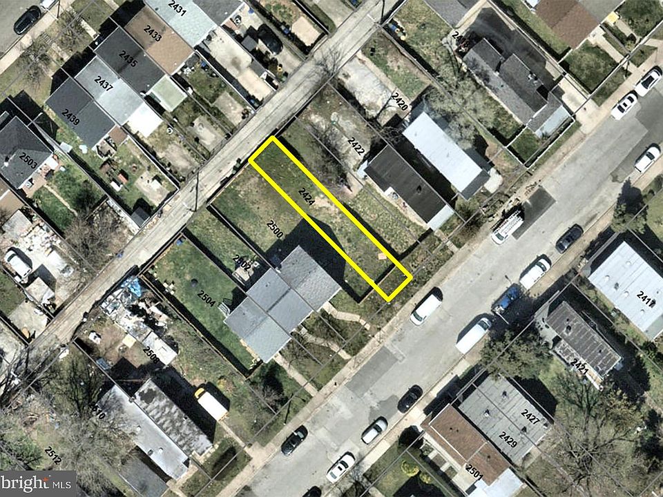 2nd image of 2424 Huron St