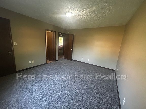 4th image of 37 Charles Latham Dr