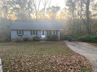 28 Fieldcrest Rd, Arden, NC 28704