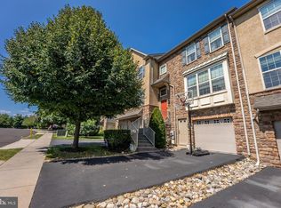 54 Lilly Dr, Feasterville, PA 19053
