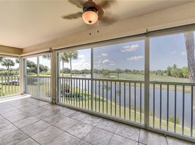 8460 Southbridge Dr, Estero, FL
